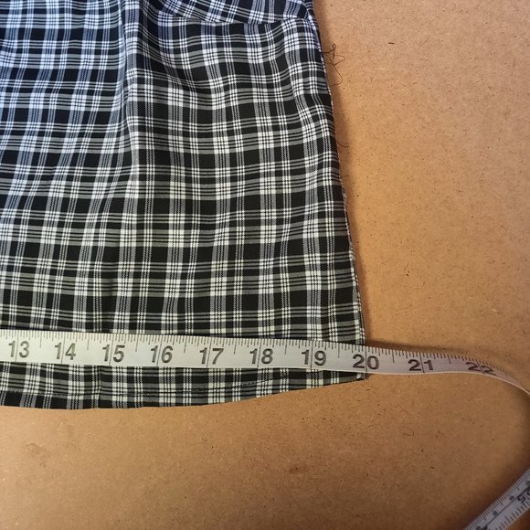 NWT Checkered Twik Crop Top - Picture 6 of 7